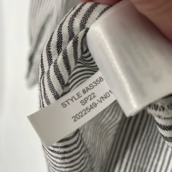 J Crew Factory Striped Pop Over Linen Blend Tunic Top. Size Medium - Picture 10 of 12